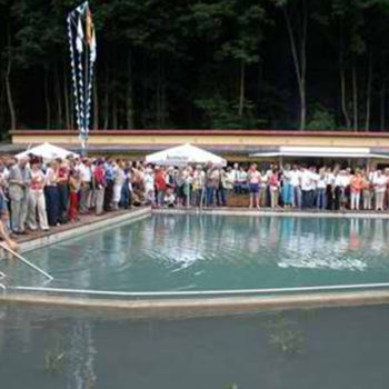 91_einweihung-besucher